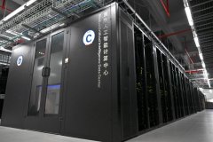 总高度注沉人工智能的成长和管理